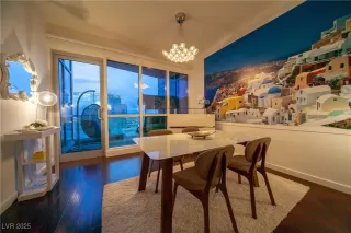 Photo #2: 2726383 Listing 