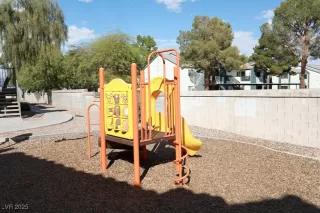 Photo #5: 2726404 Listing 