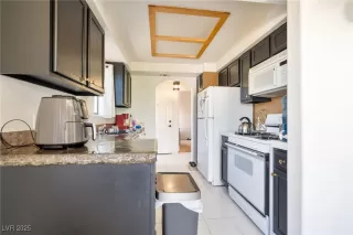 Photo #6: 2726416 Listing 