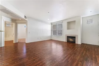 Photo #6: 2726459 Listing 