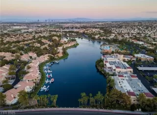 Photo #4: 2726483 Listing 