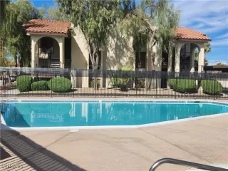 More Details about MLS # 2726485 : 4440 RICH DRIVE D