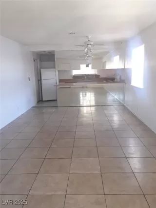 Photo #5: 2726485 Listing 