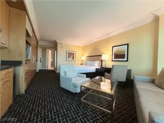 Photo #4: 2726503 Listing