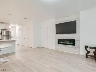 Photo #5: 2726504 Listing 