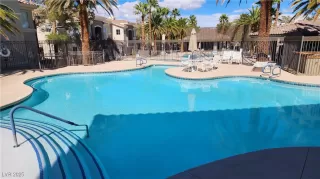 Photo #1: 2726512 Listing 