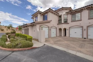 Photo #1: 2726534 Listing 