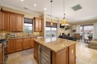 Photo #5: 2726534 Listing 