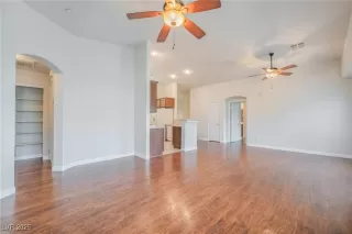 Photo #5: 2726543 Listing 