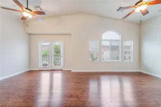 Photo #6: 2726543 Listing 