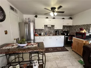 Photo #4: 2726549 Listing 