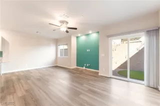 Photo #5: 2726575 Listing 