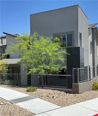 Photo #3: 2726671 Listing 