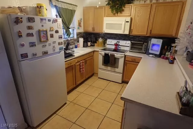 MLS: 2726694 Condo For Sale