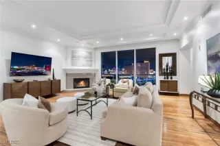 Photo #1: 2726697 Listing 