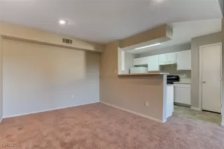 Photo #2: 2726709 Listing 