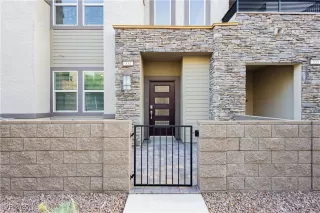 Photo #1: 2726714 Listing 