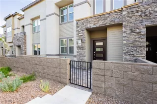 Photo #2: 2726714 Listing 