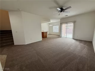 Photo #2: 2726731 Listing 