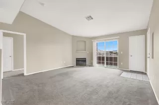 Photo #5: 2726752 Listing 