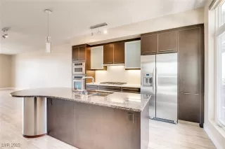 Photo #2: 2726765 Listing 