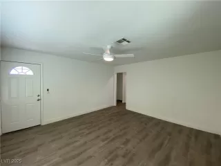 Photo #2: 2726768 Listing 