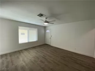 Photo #3: 2726768 Listing 