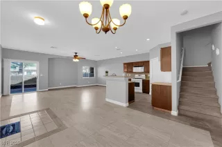 HIGH NOON AT ARLINGTON RANCH Condos for Sale