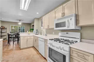 Photo #6: 2726779 Listing 