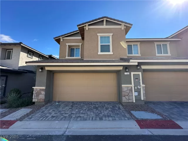 MLS: 2726789 Condo For Sale