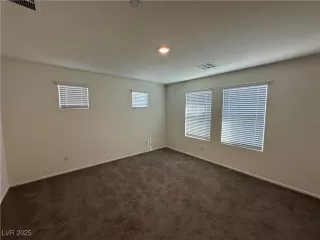 Photo #3: 2726789 Listing 