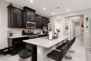 More Details about MLS # 2726830 : 2861 SUNFLOWER DAYS AVENUE 2147