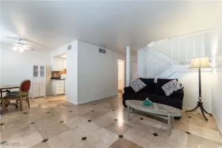 Photo #6: 2726861 Listing 