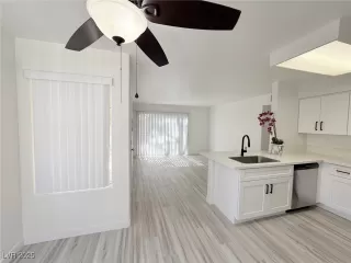 Photo #4: 2726872 Listing 