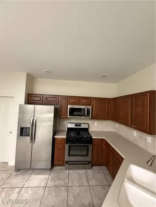 Photo #4: 2726885 Listing 
