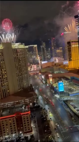 Photo #4: 2726891 Listing