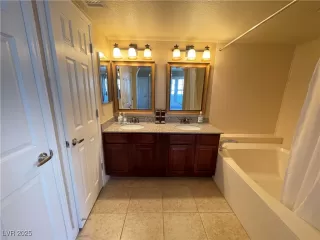 Photo #6: 2726901 Listing 