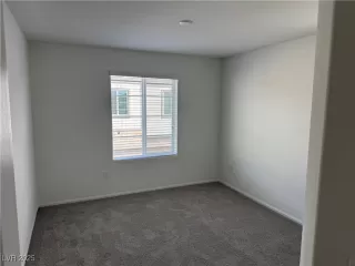 Photo #4: 2726917 Listing 