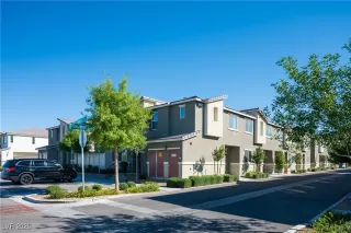 Photo #1: 2726940 Listing 