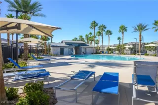 Photo #2: 2726940 Listing 