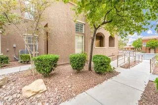 Photo #2: 2726971 Listing 