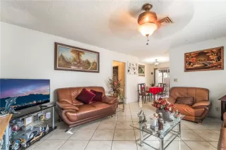 Photo #5: 2726978 Listing 