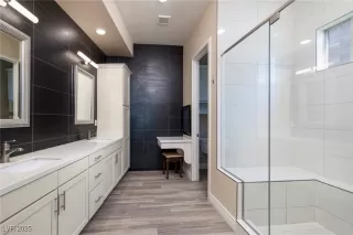 Photo #5: 2726982 Listing 