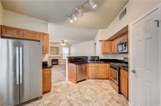 Photo #5: 2726983 Listing 