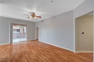 Photo #4: 2726995 Listing 