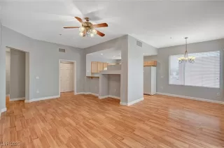 Photo #6: 2726995 Listing 