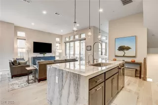 Photo #6: 2727023 Listing 