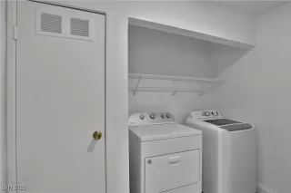 Photo #4: 2727037 Listing 