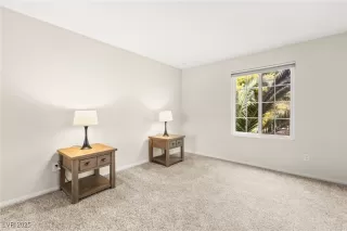 Photo #3: 2727060 Listing 