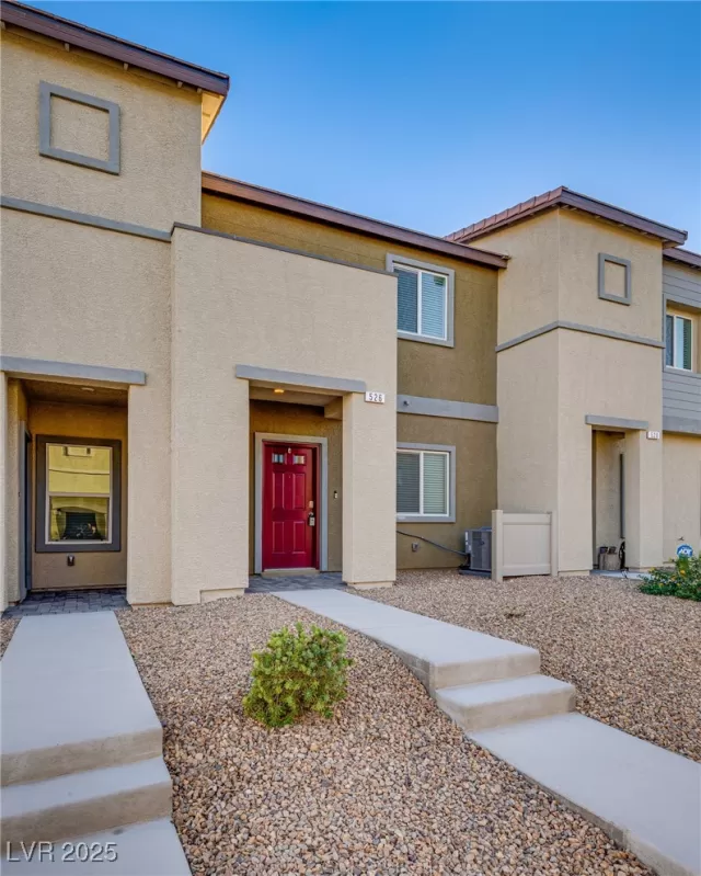 MLS: 2727080 Condo For Sale